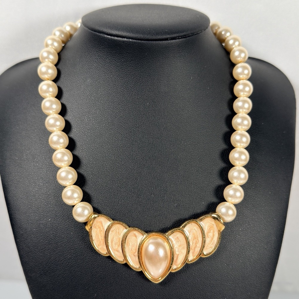 Vintage Napier Necklace Gold Tone Faux Acrylic Pearl & Enamel 16" Collar